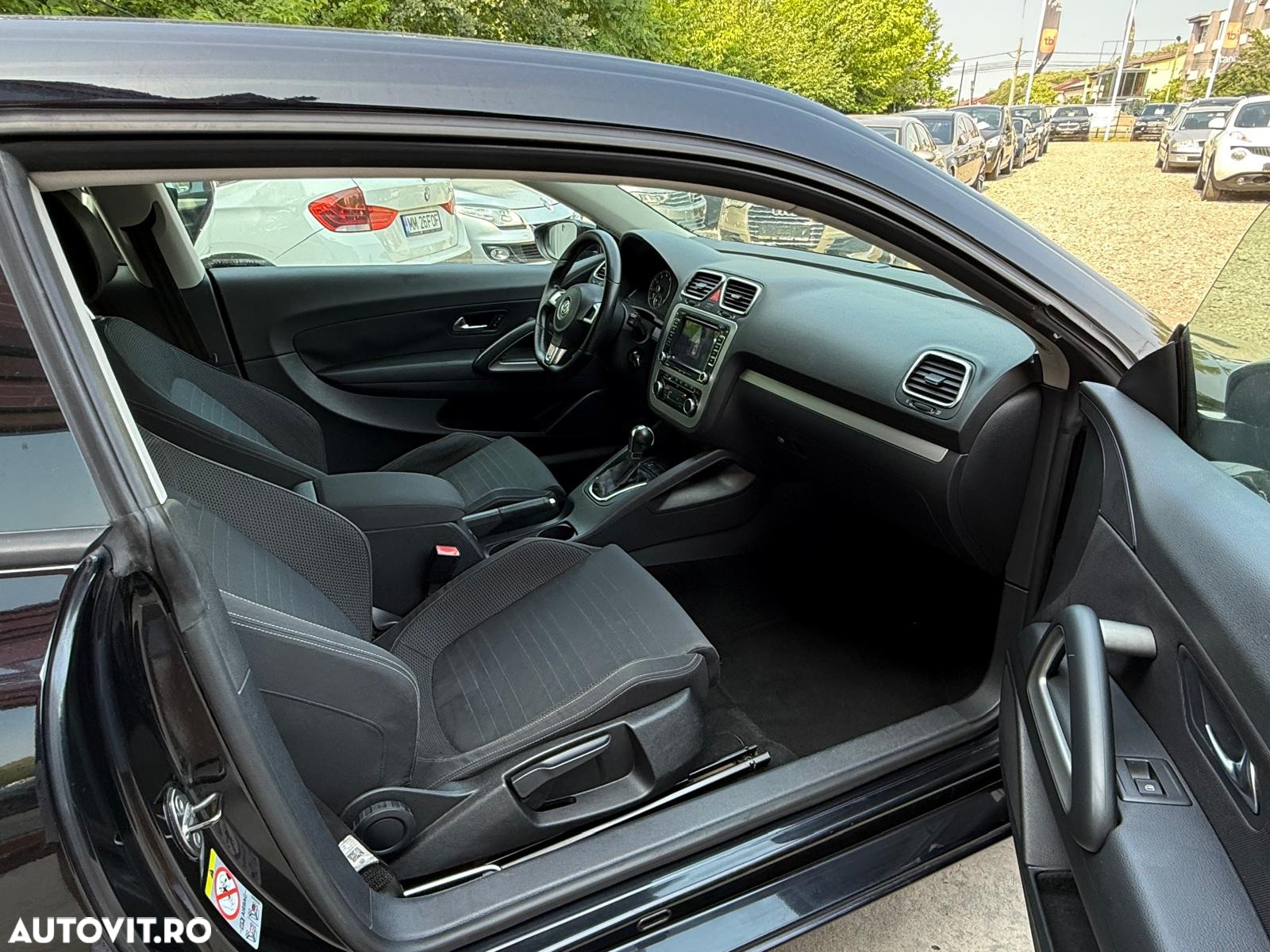 Volkswagen Scirocco 1.4 TSI DSG Edition - 8