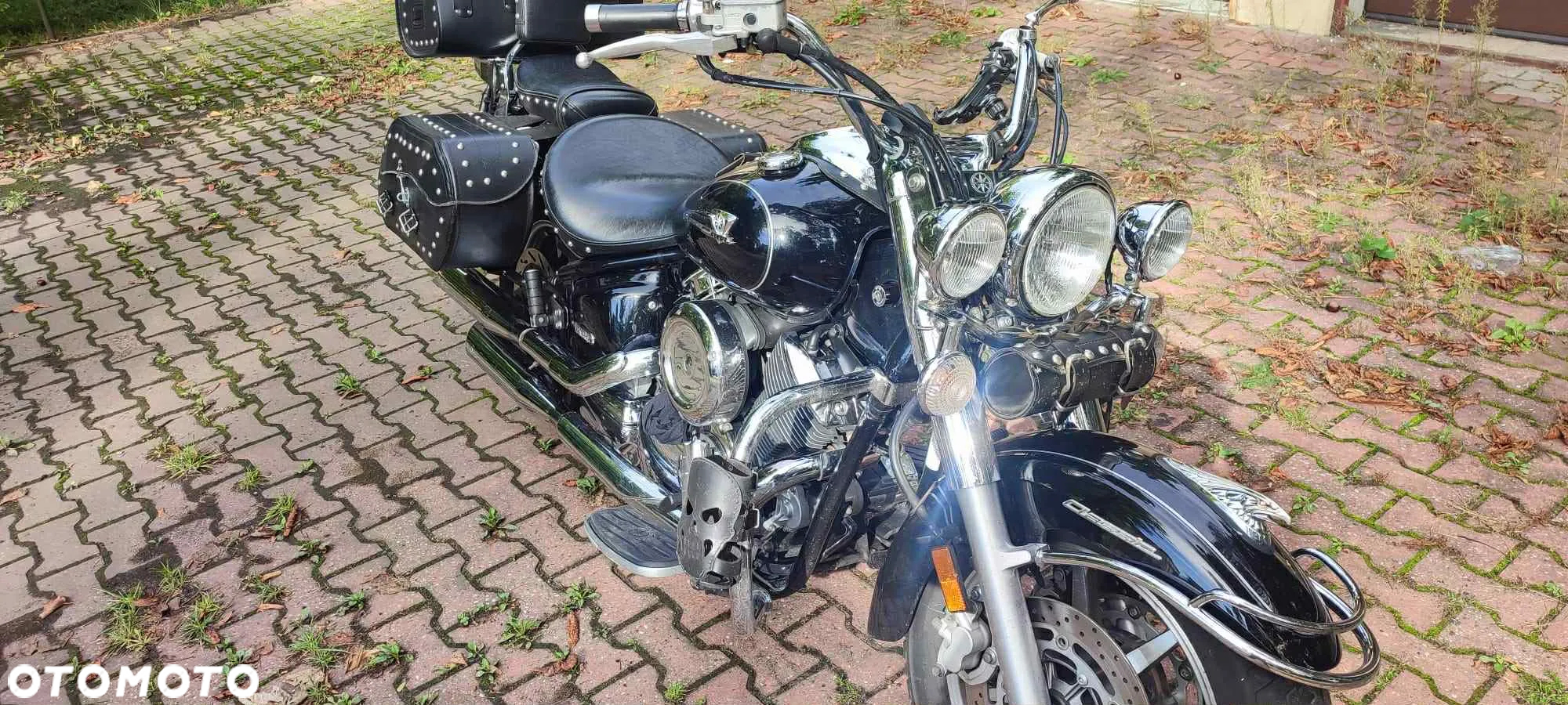 Yamaha XVS - 11