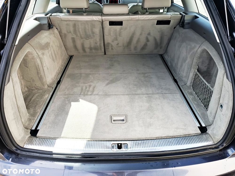 Audi A6 Avant - 13