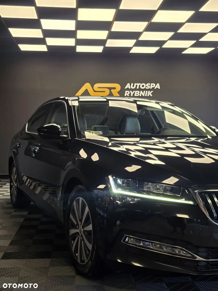 Skoda Superb 2.0 TDI SCR Style DSG - 9