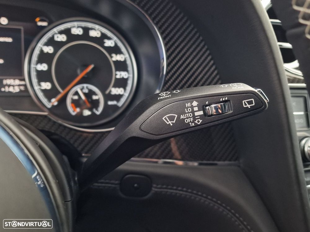 Bentley Bentayga Hybrid - 32