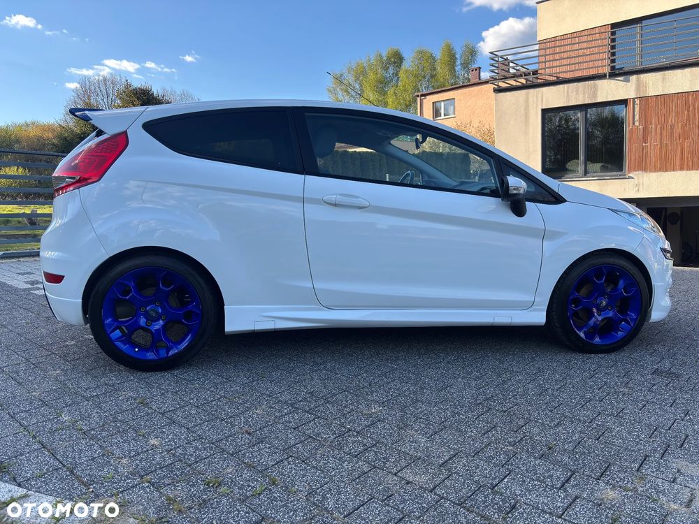 Ford Fiesta 1.6 Sport - 6