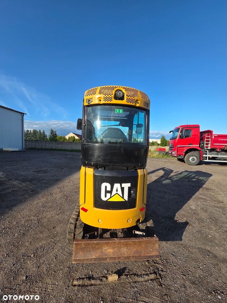 Caterpillar CAT 301.8 - 13