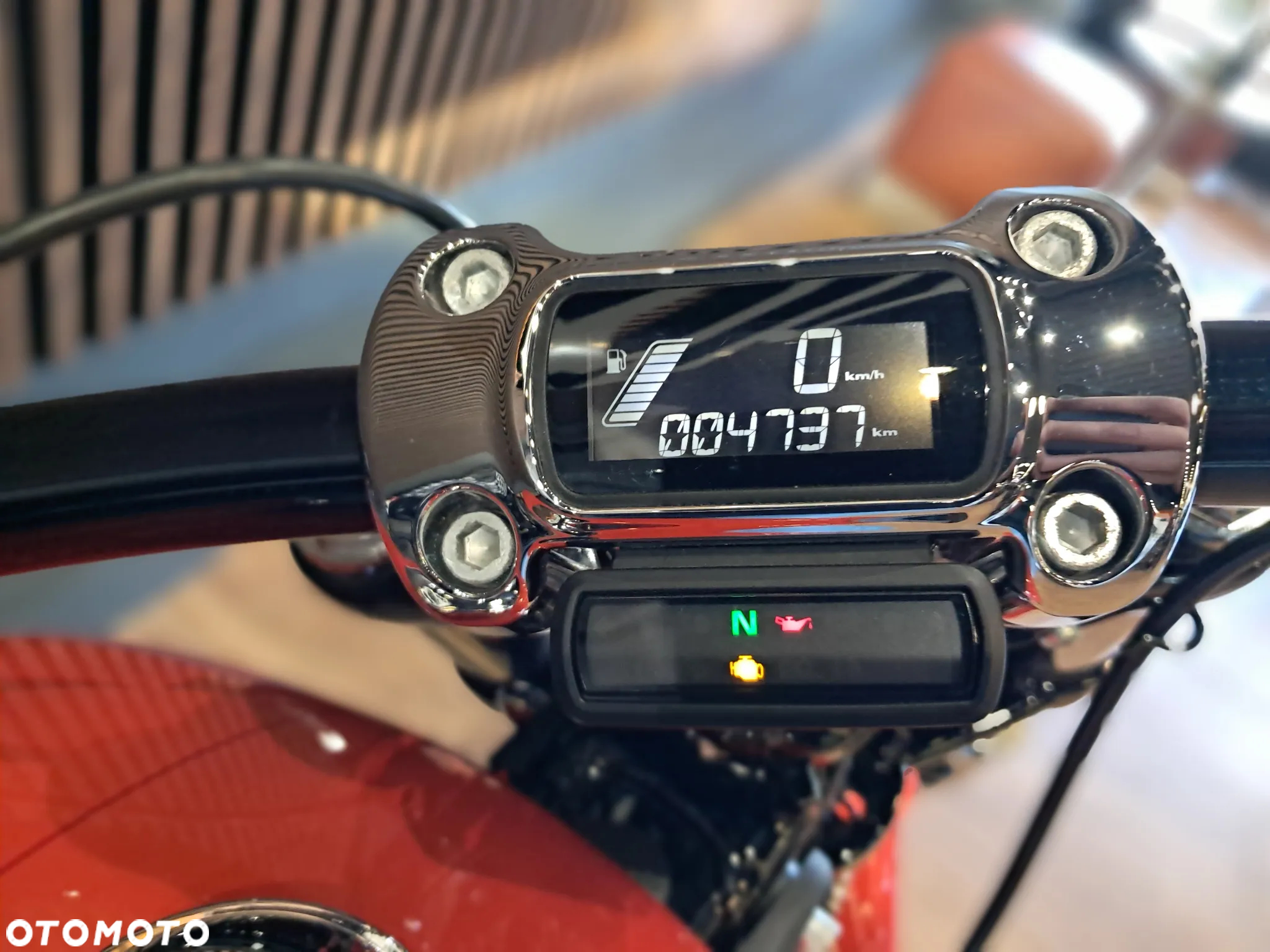 Harley-Davidson Softail Breakout - 3