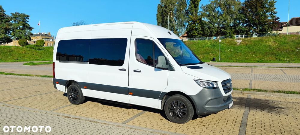 Mercedes-Benz Sprinter - 2