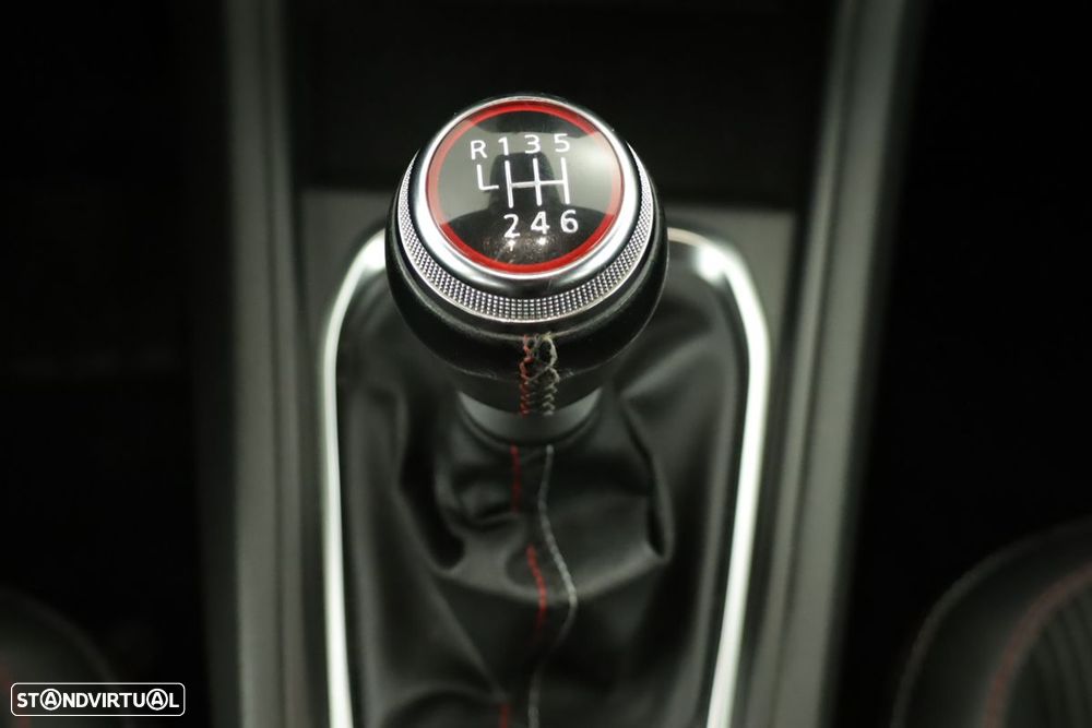 Renault Captur 1.0 TCe RS Line - 14