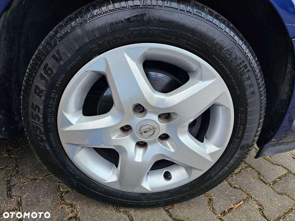 Opel Astra - 11