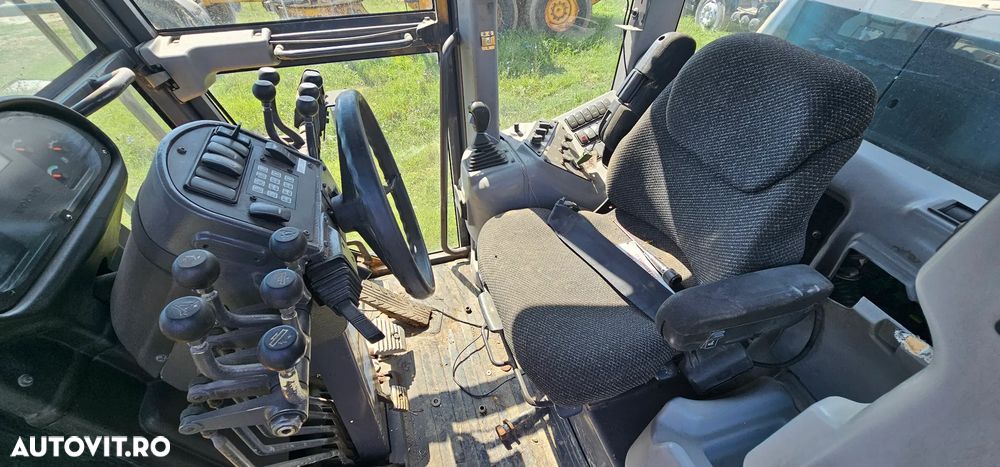 Volvo G930 Greder 6X4 - 3