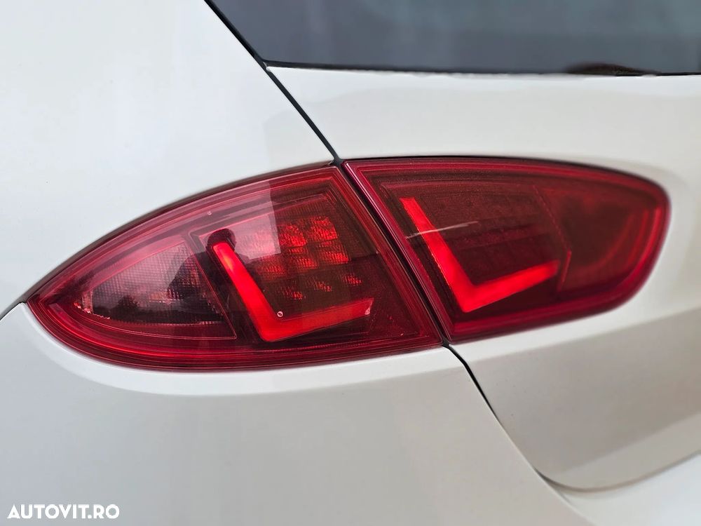 Seat Leon 2.0 TSI Cupra R - 12
