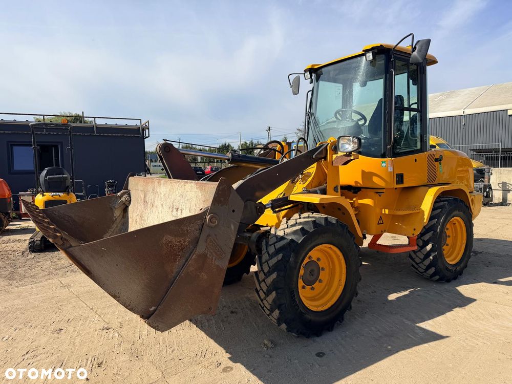 Volvo L30G - 2