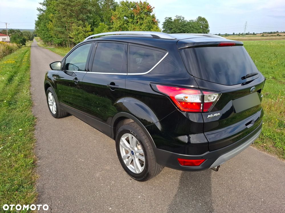 Ford Kuga - 4