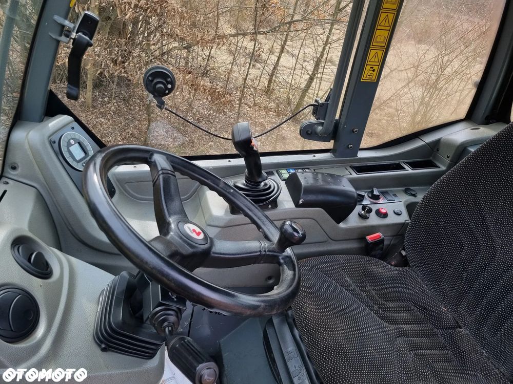 Kramer 5075 Ładowarka kołowa czołowa 353 jak Nowa import Norwegia 2018rok 2500 mtg Oryginał Widły i łyżka silnik Yanmar. Zero luzów i wycieków. Aktualne Badania DEKRA BMWT. Wielka Okazja. Maszyna jak nowa z Salonu. Pochodzi z Gospodarstwa Norweskiego - 13