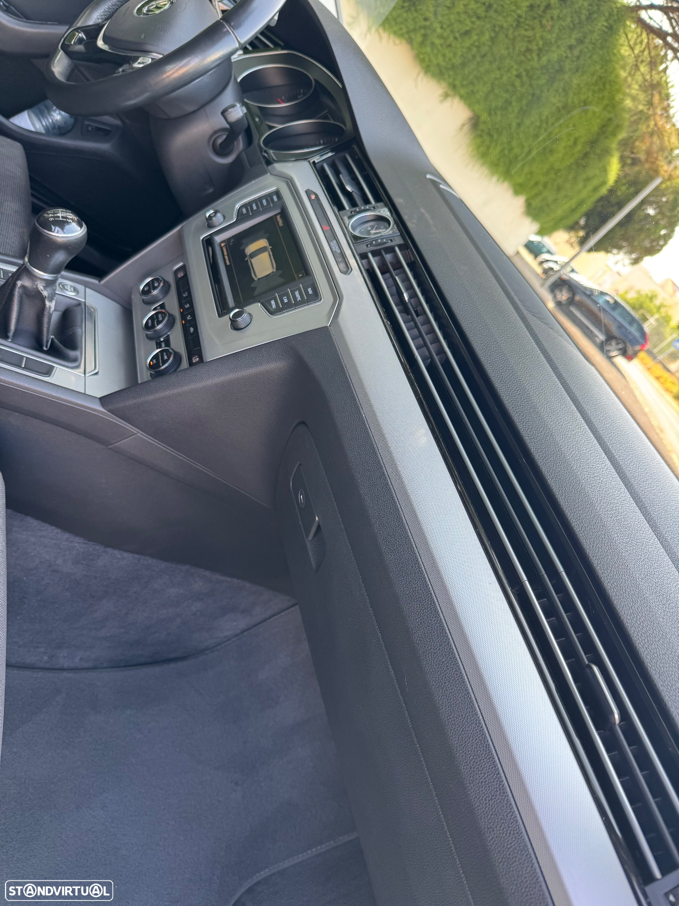 VW Passat Variant 2.0 TDi Confortline - 13