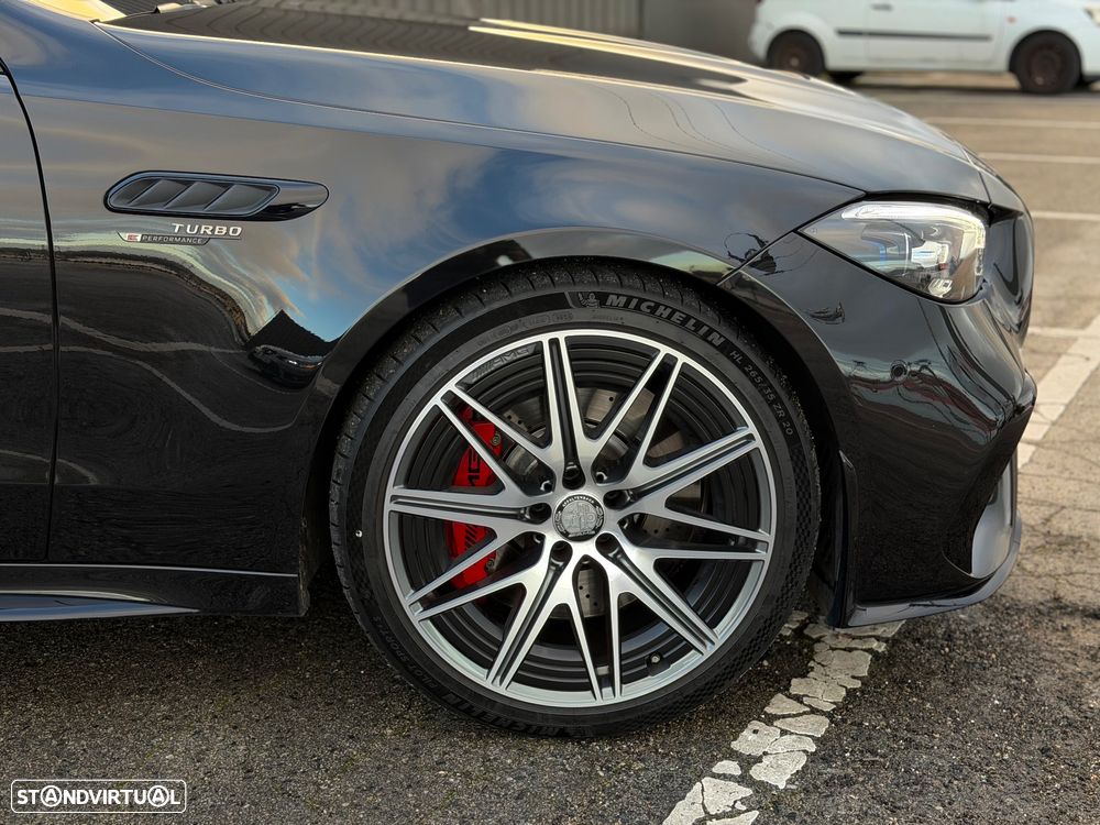 Mercedes-Benz C 63 AMG S E Performance 4Matic - 38