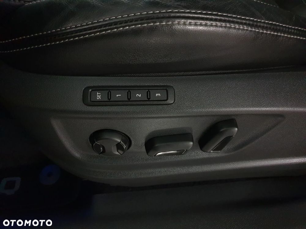 Skoda Kodiaq 2.0 TDI 4x4 DSG Sportline - 33