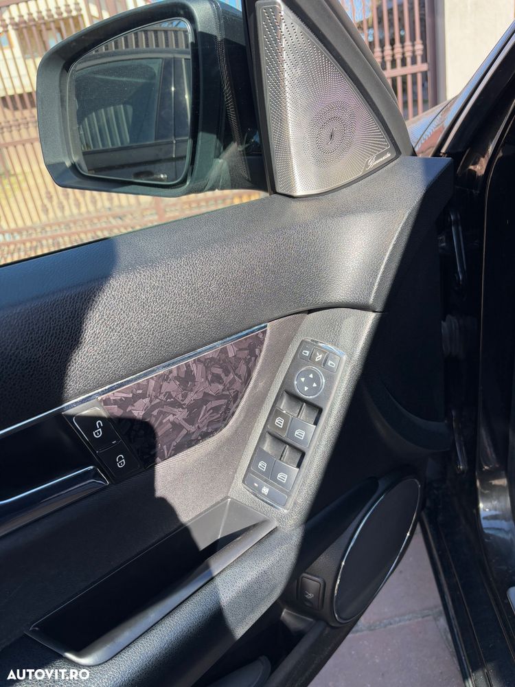 Mercedes-Benz C - 13