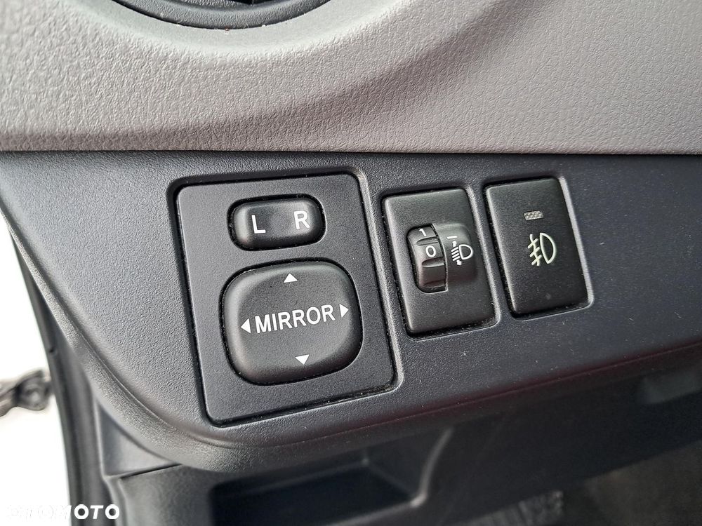 Toyota Yaris 1.4 D-4D Life - 21