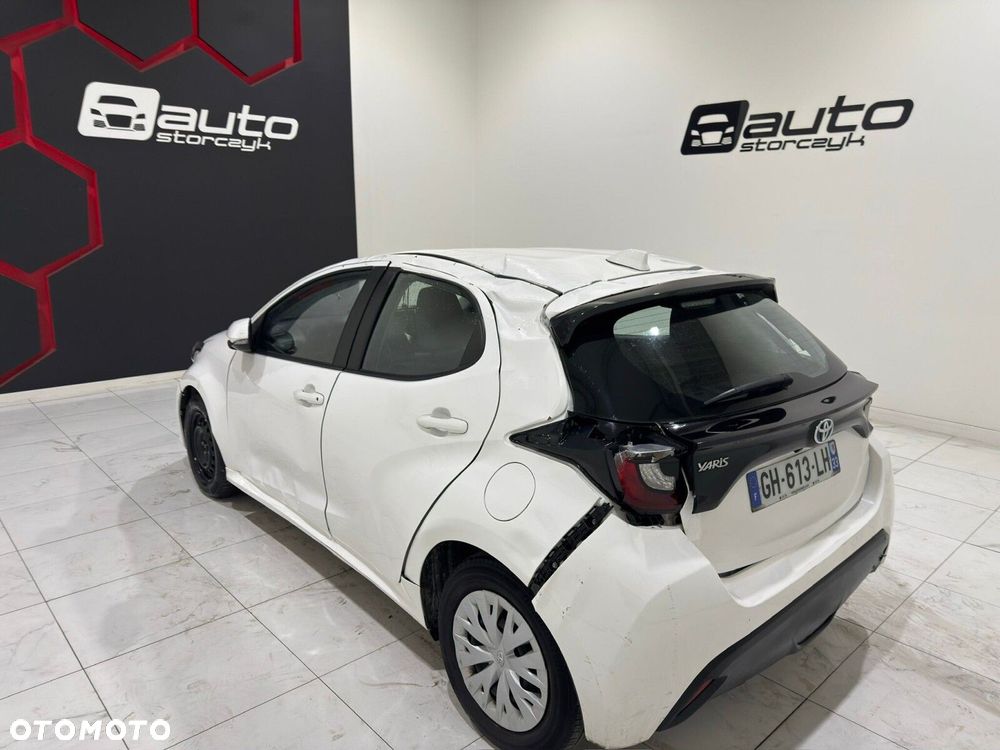 Toyota Yaris - 14
