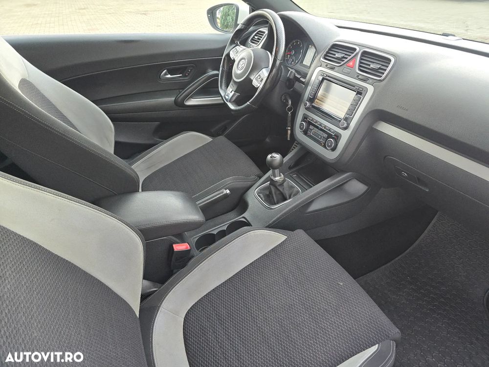 Volkswagen Scirocco - 8