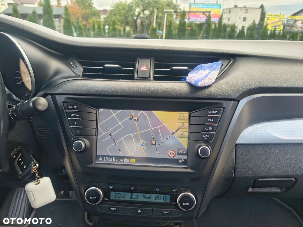 Toyota Avensis - 11