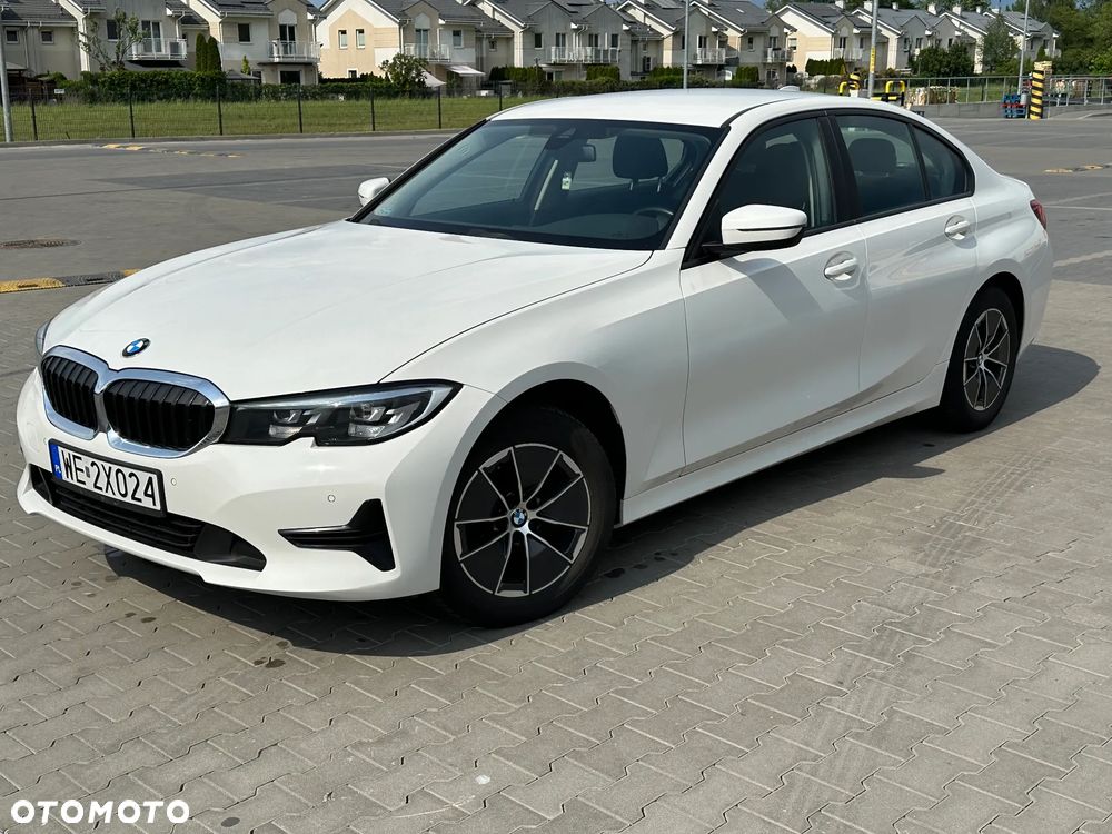 BMW Seria 3 318i Advantage - 11