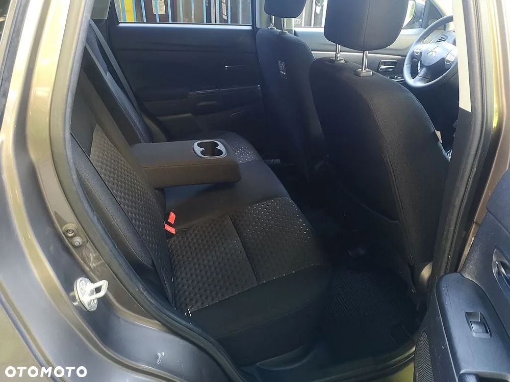 Mitsubishi ASX - 22