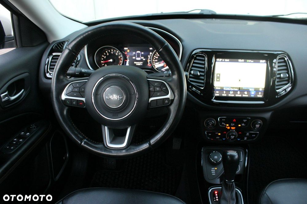 Jeep Compass 1.4 TMair Limited 4WD S&S - 8