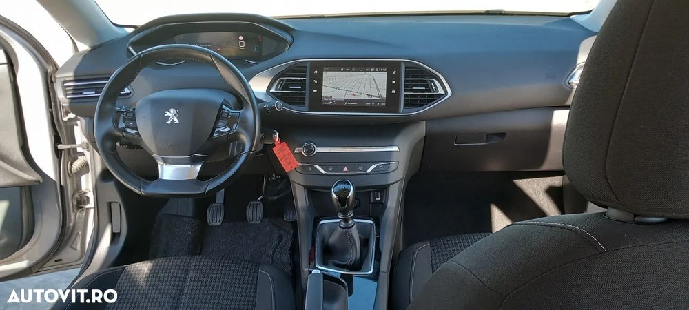 Peugeot 308 - 4