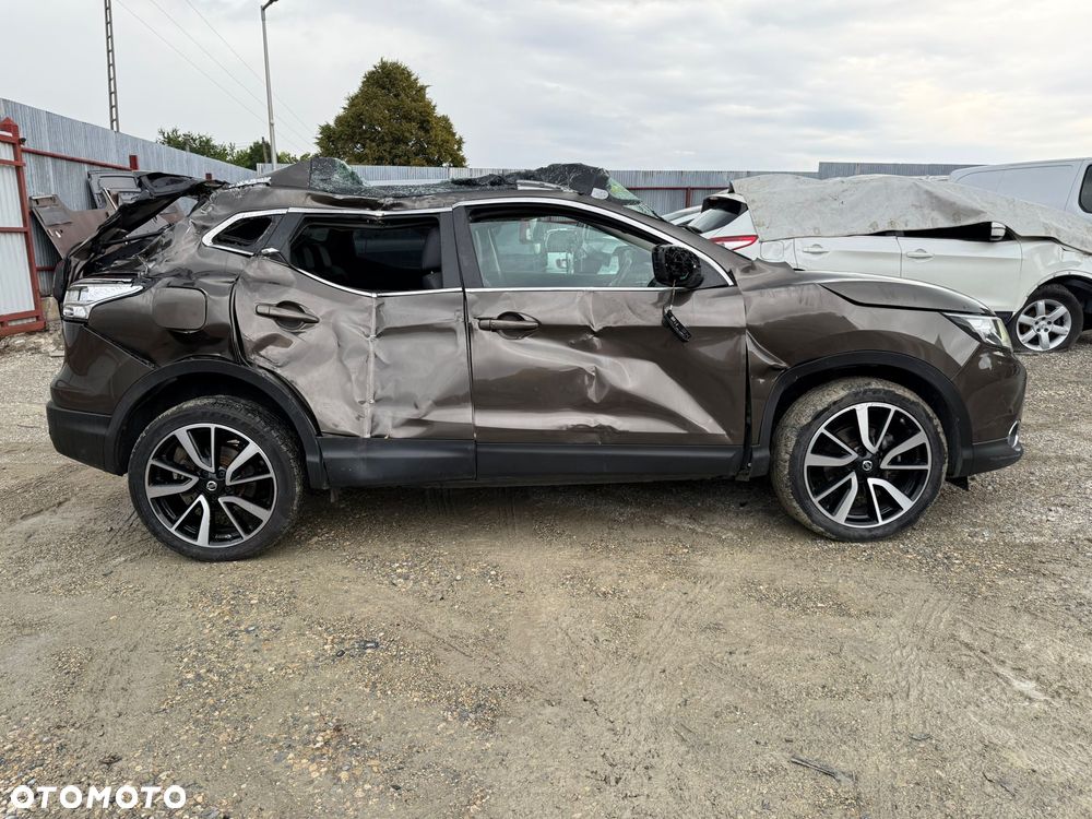 Nissan Qashqai 1.6 dCi Xtronic TEKNA - 5