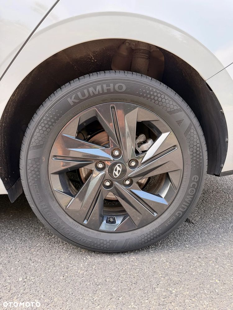 Hyundai Elantra 1.6 Smart - 13