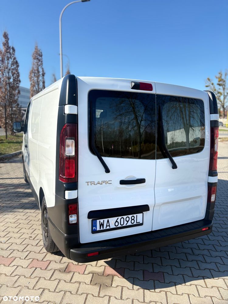 Renault Trafic - 12
