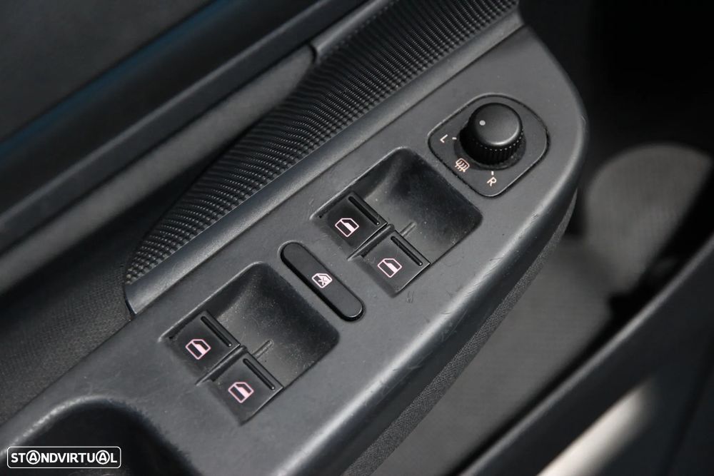 VW Golf 1.4i Confortline AC - 9