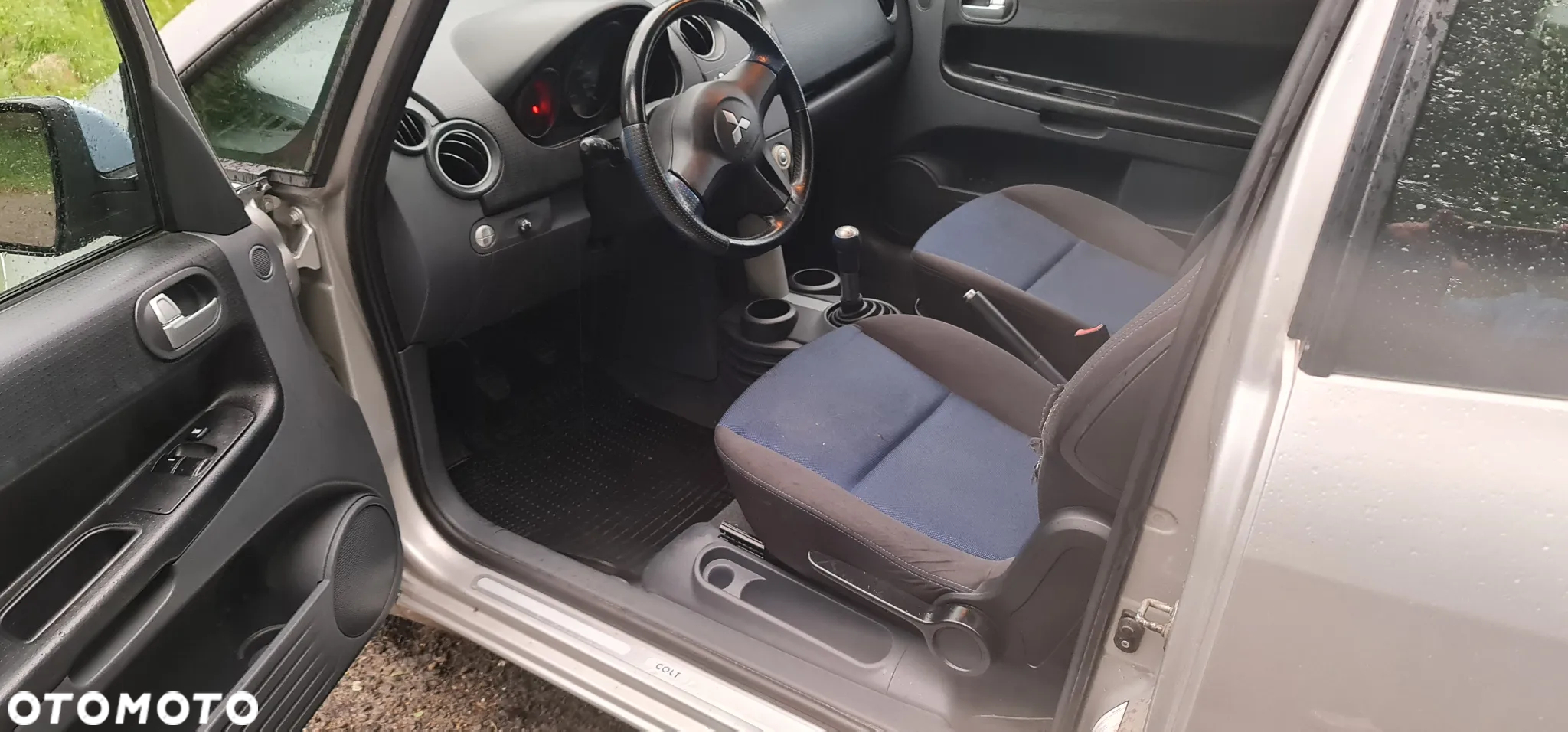 Mitsubishi Colt - 7