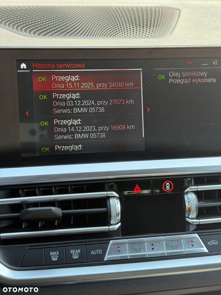 BMW Seria 3 318i M Sport - 29