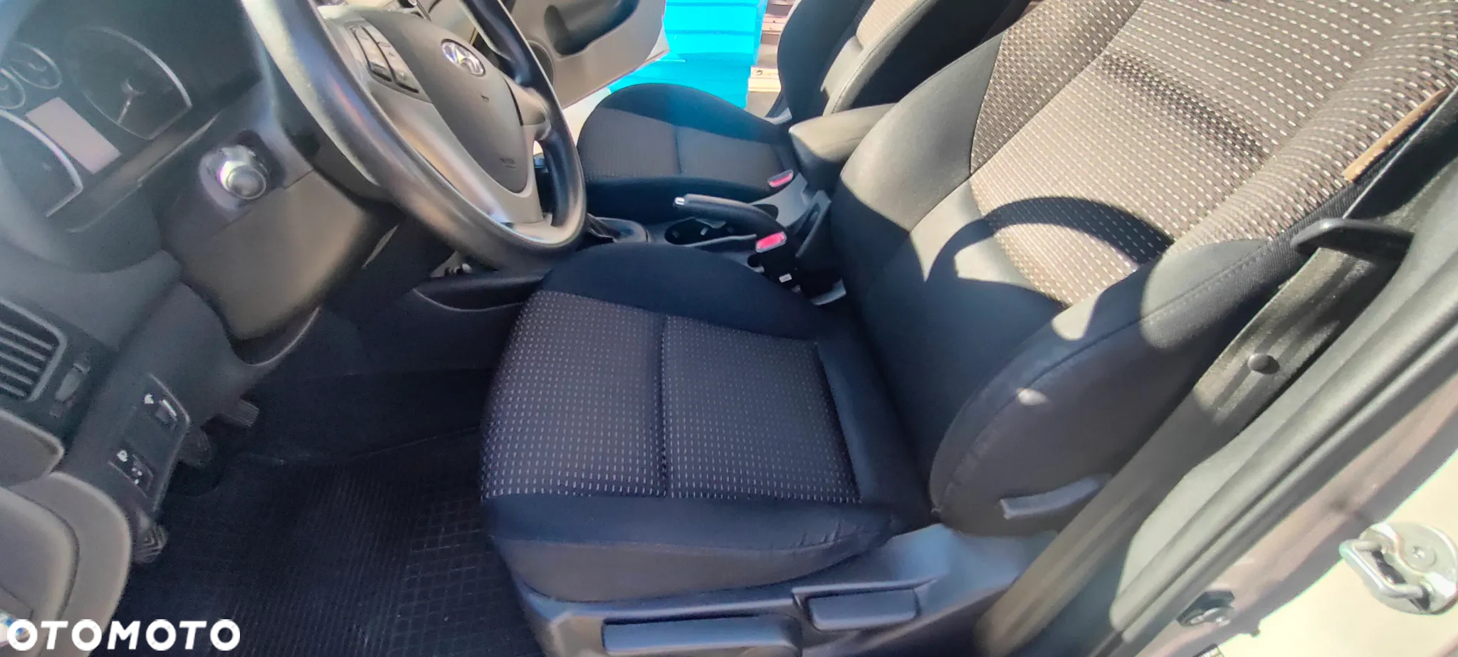 Hyundai i30 1.6 Comfort - 9
