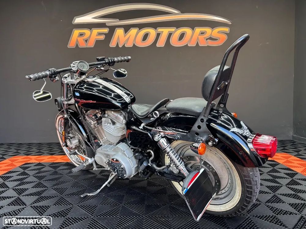 Harley-Davidson 883 Sportster - 8