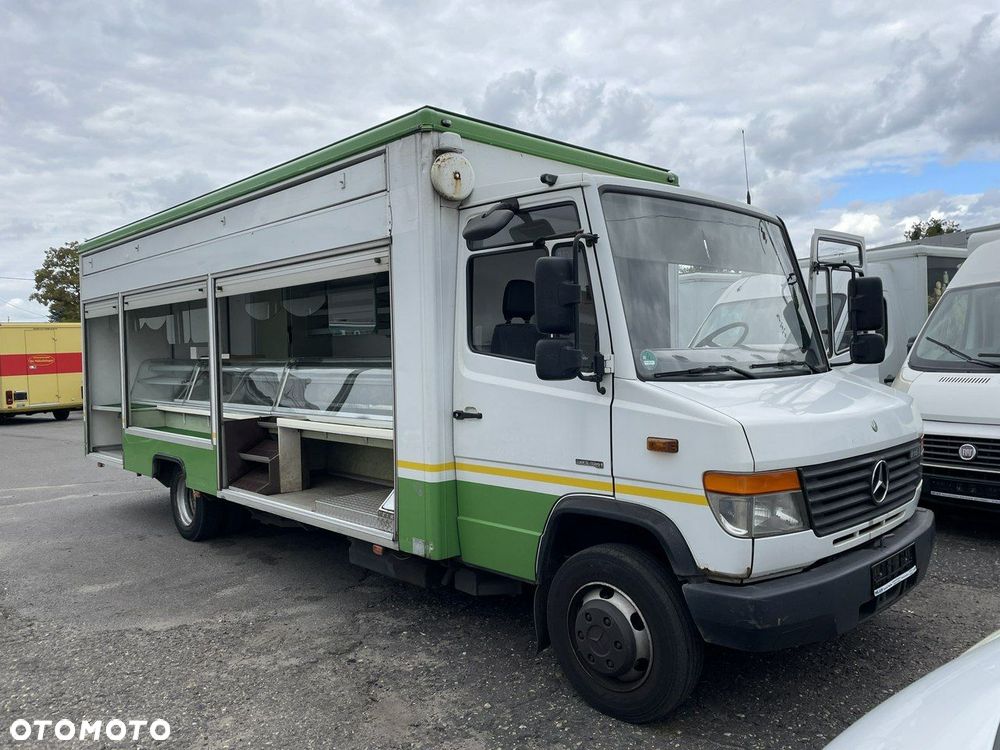 Mercedes-Benz Autosklep Gastronomiczny Warzywniak food truck foodtruck sklep W-zasi - 1