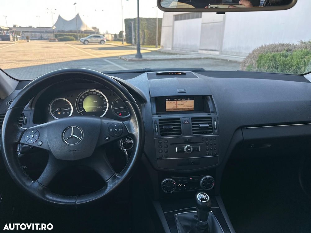 Mercedes-Benz C 220 CDI DPF Elegance - 12
