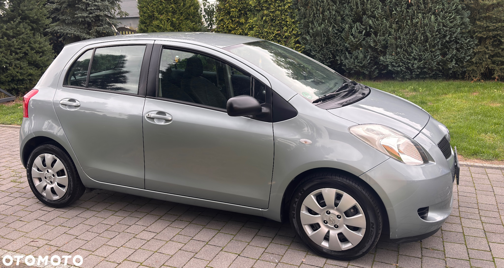 Toyota Yaris 1.3 Luna - 16