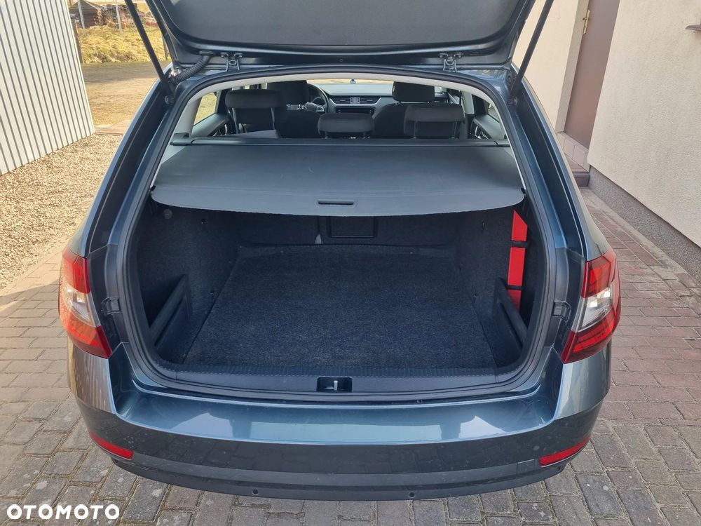 Skoda Octavia 2.0 TDI DSG Style - 13
