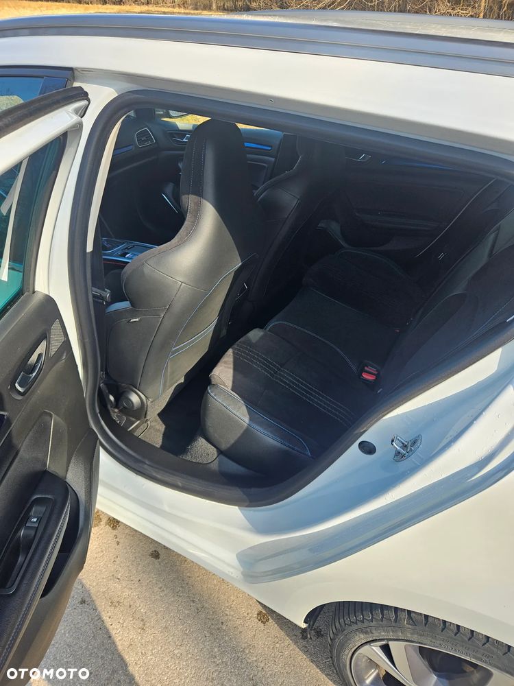 Renault Megane 1.6 dCi GT EDC - 12