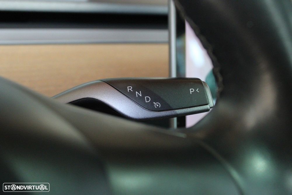 Tesla Model 3 - 19