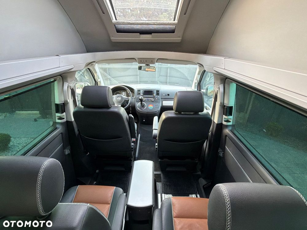 Volkswagen Multivan - 23