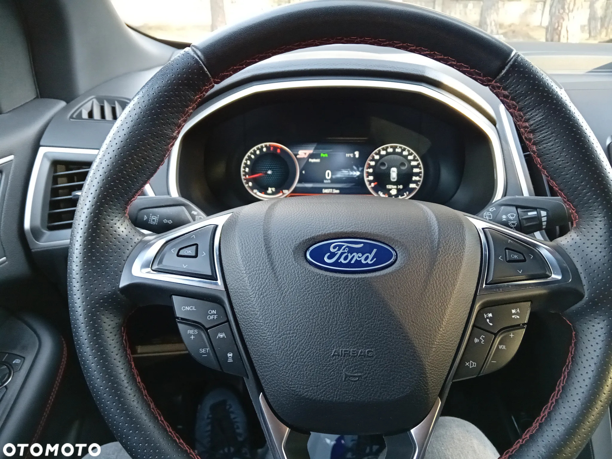 Ford Edge - 15