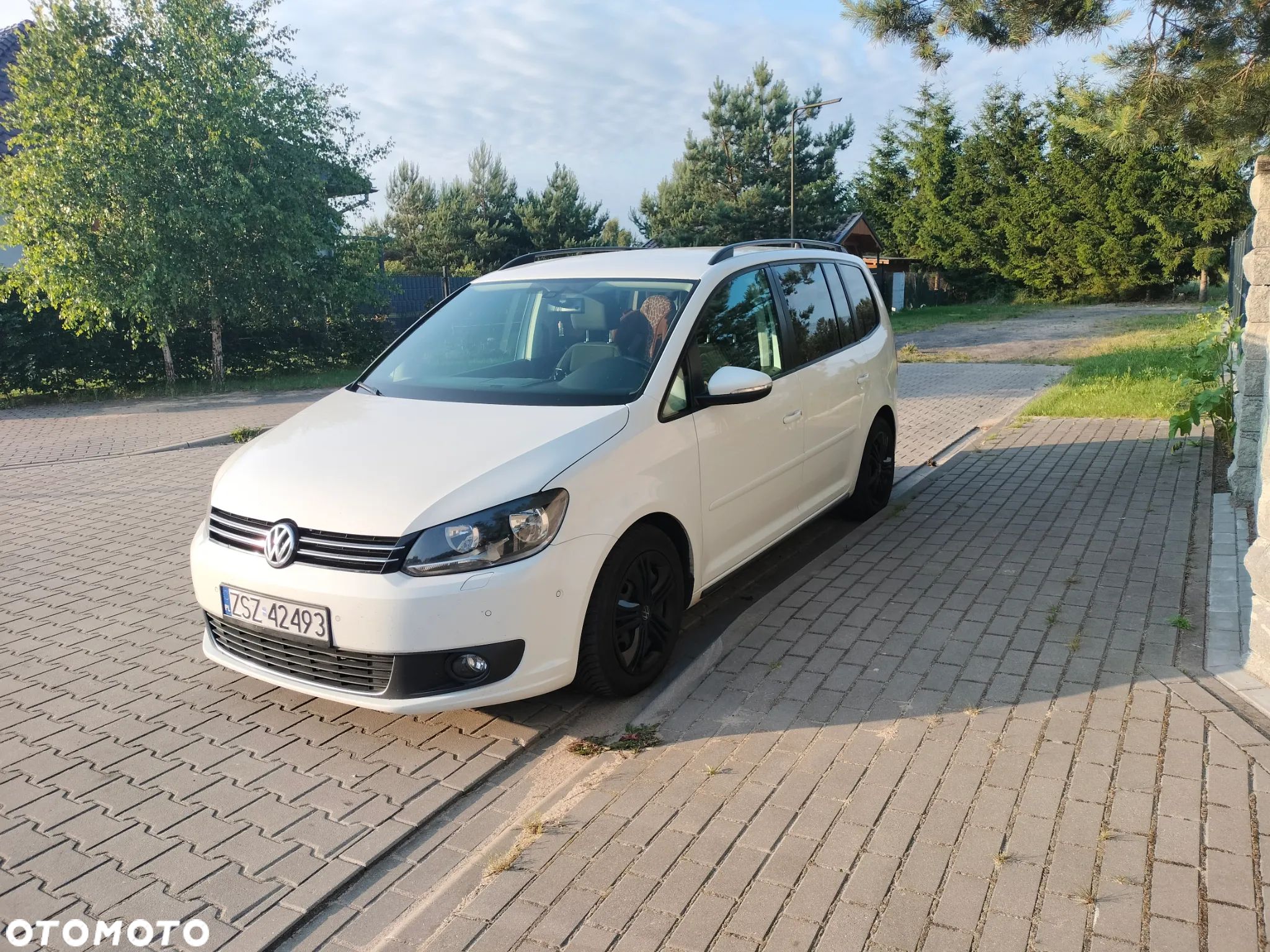 Volkswagen Touran 1.6 TDI DPF BlueMotion Technology Highline - 1