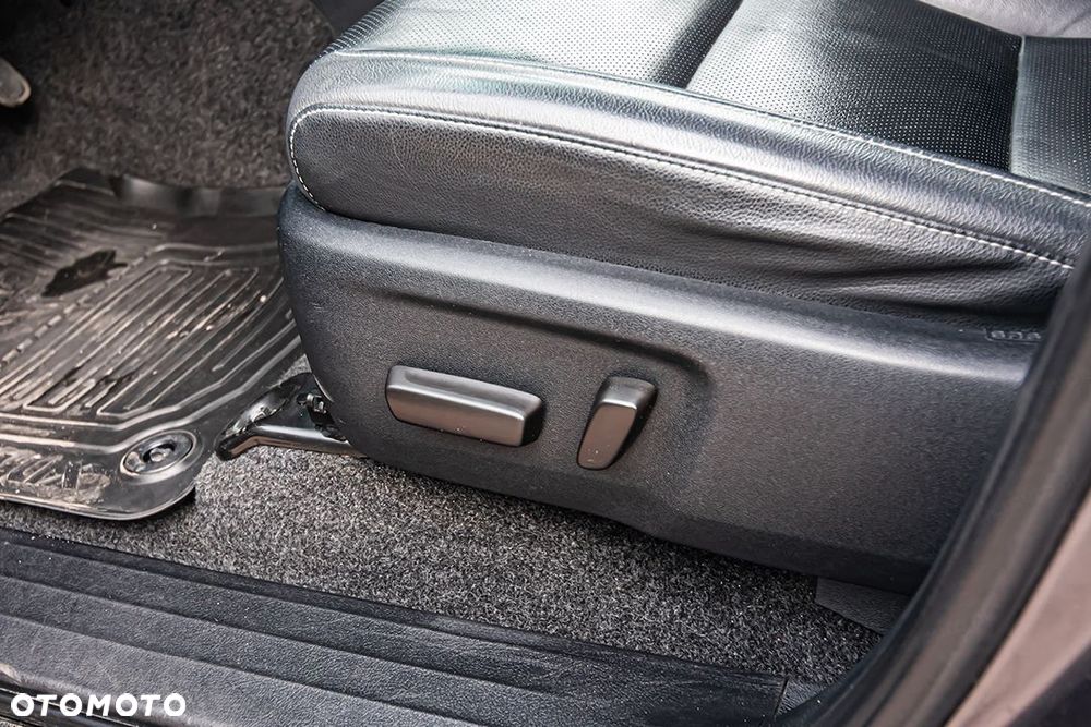 Toyota Hilux 2.8 D-4D Double Cab Invincible 4x4 - 13