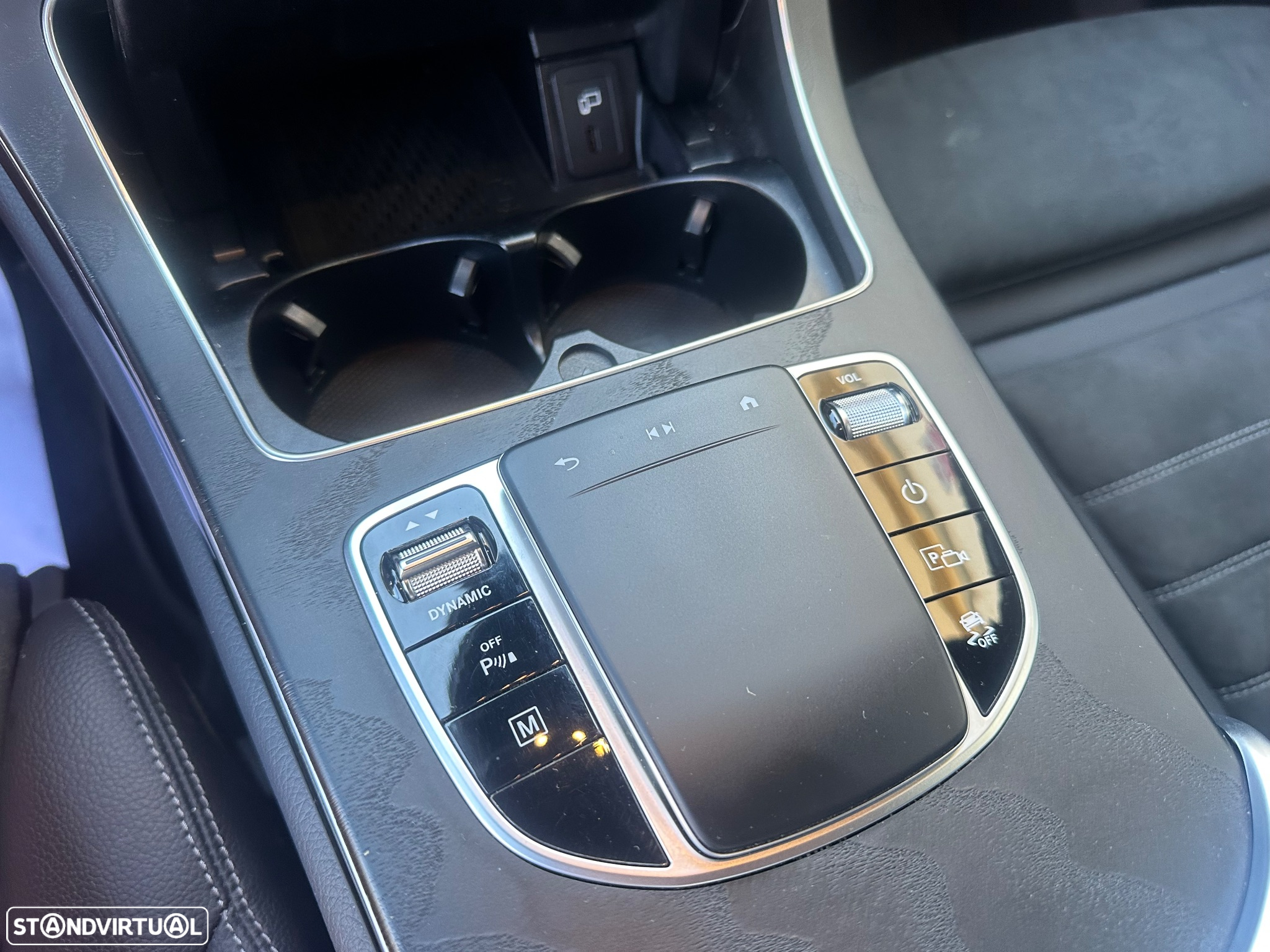 Mercedes-Benz GLC 300 Coupe de 4Matic - 25