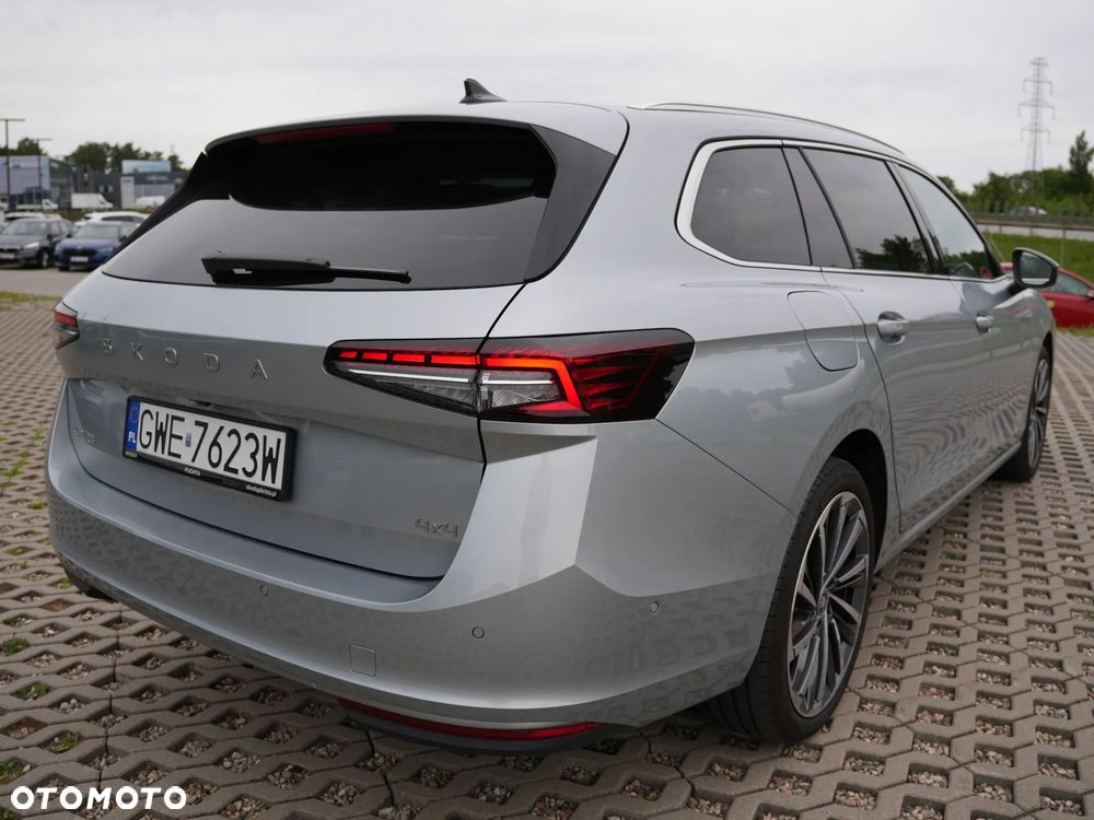 Skoda Superb 2.0 TDI SCR 4x4 L&K DSG - 16
