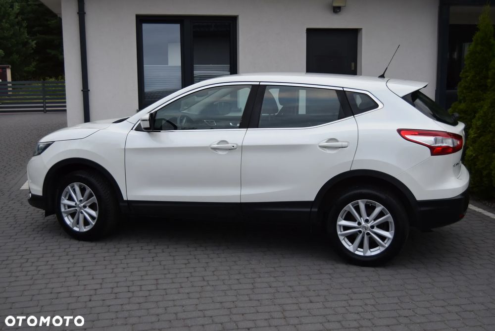 Nissan Qashqai 1.2 DIG-T N-Vision - 12