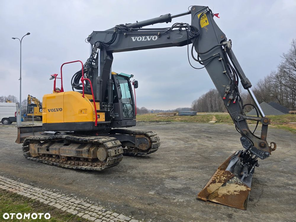 Volvo ECR145 - 12